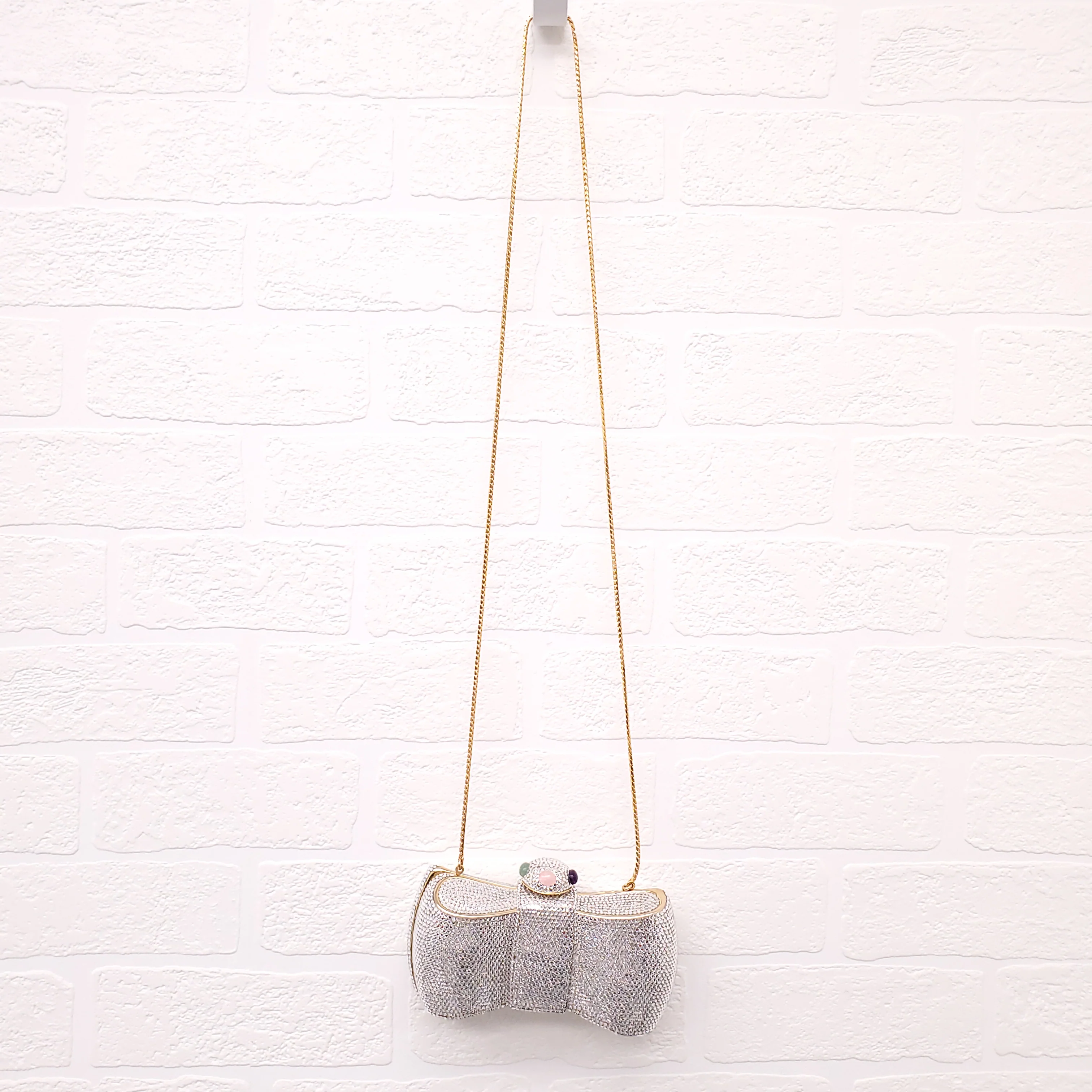 JUDITH LEIBER BOW CLUTCH - Image 4